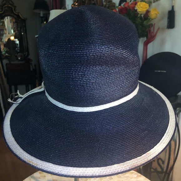 Vintage Navy & White Straw Hat - Picture 4 of 7